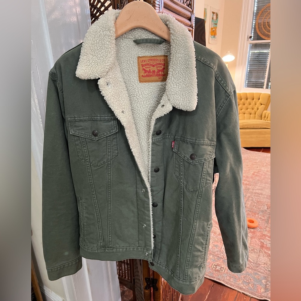 Army Green Levi Sherpa Lined Trucker